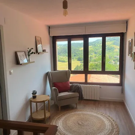 Asturiana Con Gimnasio Y Porche * Santa Maria de Arroes